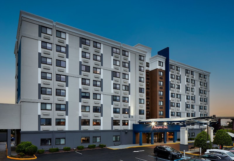 Hampton Inn Newark-Airport in Newark, New Jersey, United States