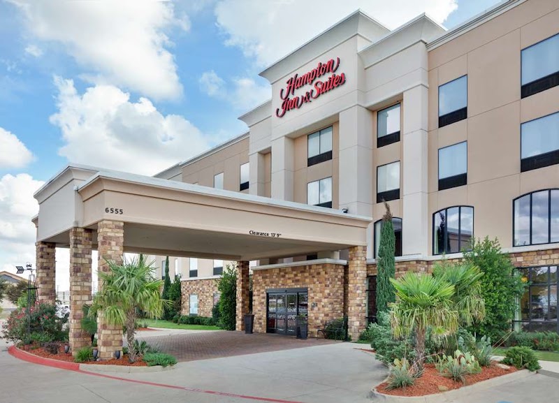 Hampton Inn & Suites Forest Hill in Forest Hill, Texas, United States
