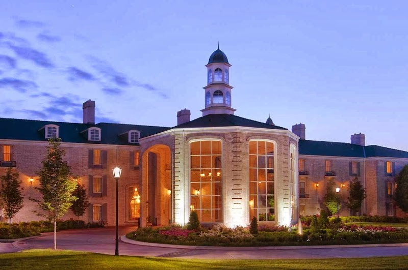 Hilton St. Louis Frontenac in Maplewood, Missouri, United States