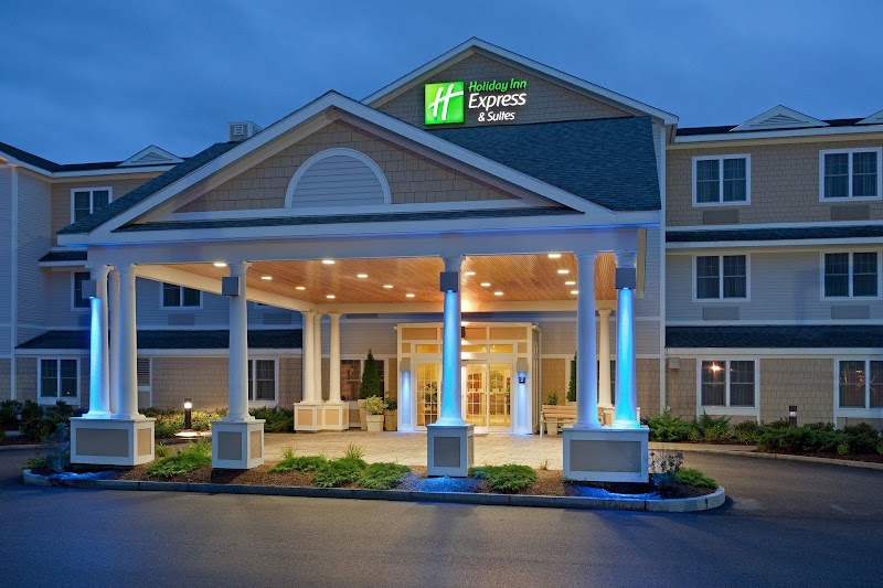 Holiday Inn Express Hotel & Suites Rochester in Rochester, New Hampshire, United States