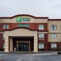 Holiday Inn Express St. Louis Arpt – Maryland Hgts, an IHG Hotel