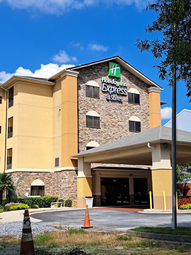 Holiday Inn Express & Suites Atlanta East - Lithonia in Redan, Georgia, United States
