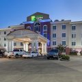 Holiday Inn Express & Suites Byram