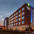 Holiday Inn Express & Suites Cincinnati North (Liberty Way)