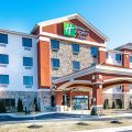 Holiday Inn Express & Suites Elkton – University Area