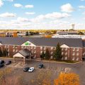 Holiday Inn Express & Suites St. Paul – Woodbury