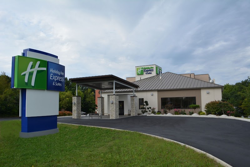 Holiday Inn Express & Suites Waterville - North in Waterville, Maine, United States