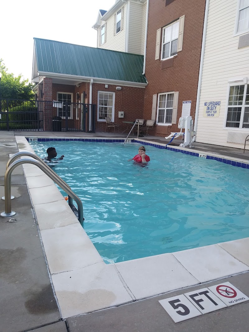 HomeTowne Studios & Suites by Red Roof Columbia in Columbia, South Carolina, United States