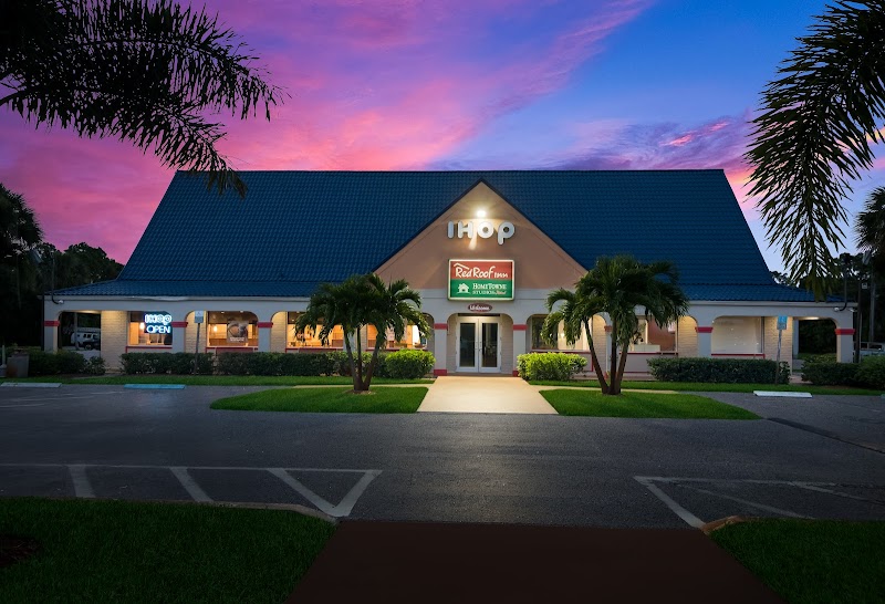 HomeTowne Studios Vero Beach in Vero Beach, Florida, United States
