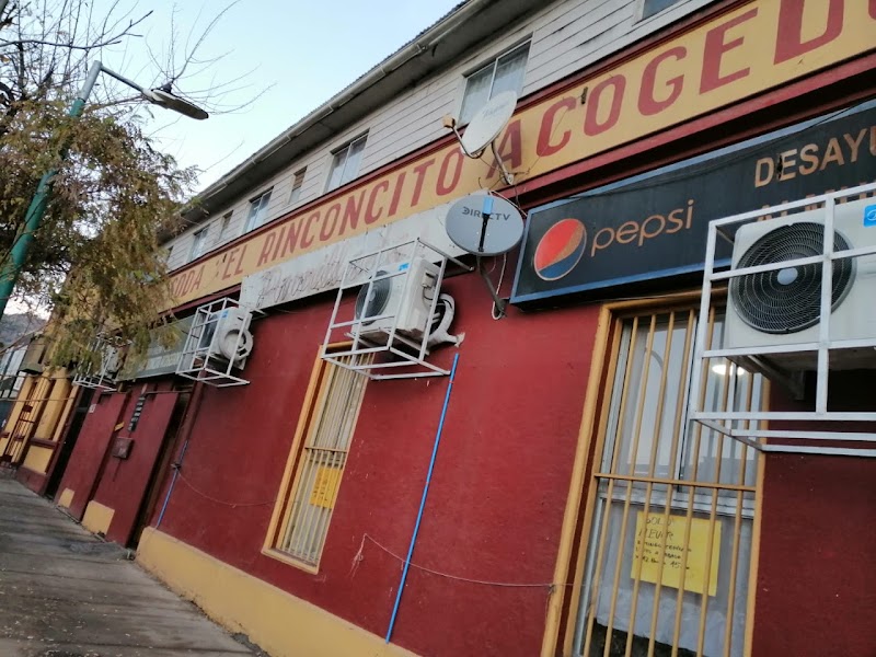 Hostal El Rinconcito in Constitucion, Chile