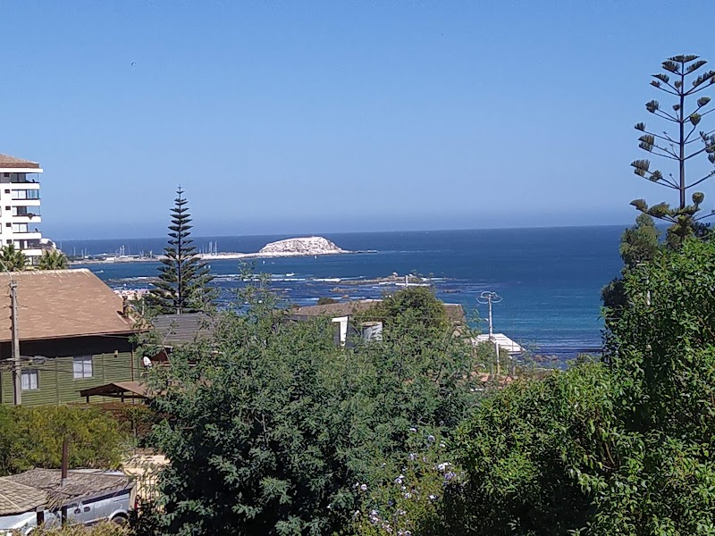 Hostal La Candelaria in Algarrobo, Chile