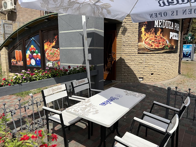 Hotel Meduza in Pesochin, Ukraine