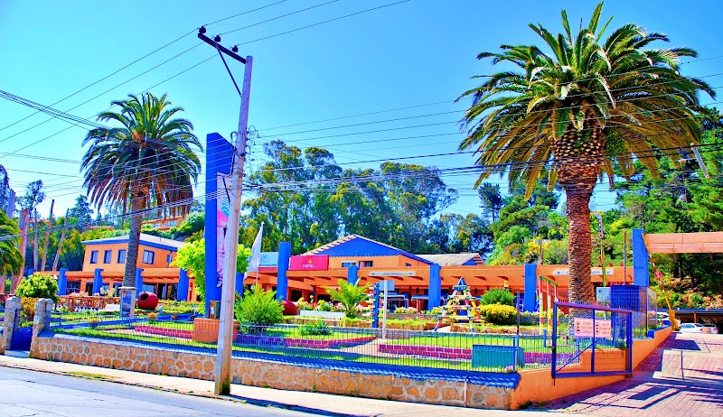 Hotel Pacifico in Algarrobo, Chile