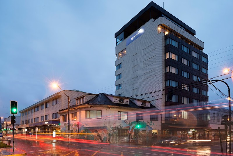 Hotel Presidente Suites Puerto Montt in Puerto Montt, Chile