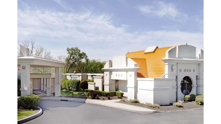 Howard Johnson by Wyndham Newburgh in Orange Lake, New York, United States