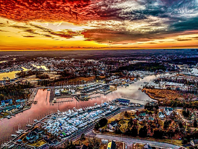 Inn at Rivers Edge Marina in Forked River, New Jersey, United States