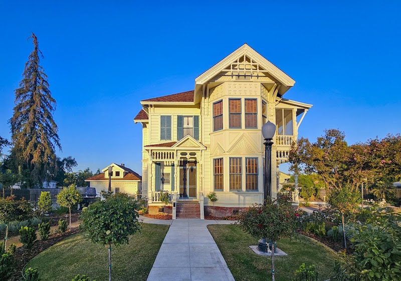 JD Hyde Historic Inn in Visalia, California, United States