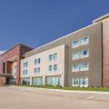 La Quinta Inn & Suites by Wyndham Cedar Hill