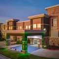 La Quinta Inn & Suites by Wyndham Ft. Worth – Forest Hill