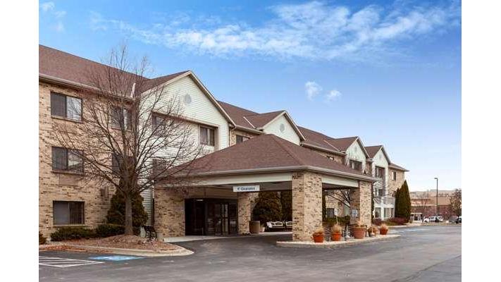 La Quinta Inn & Suites by Wyndham Milwaukee Delafield in Delafield, Wisconsin, United States