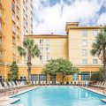 La Quinta Inn & Suites by Wyndham San Antonio Riverwalk
