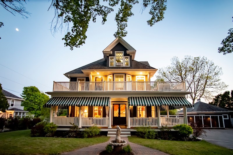 Lindenwood Inn in St. Charles, Missouri, United States