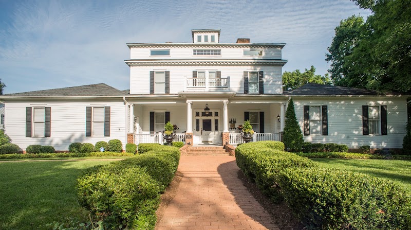 Lions Gate Inn in Wake Forest, North Carolina, United States