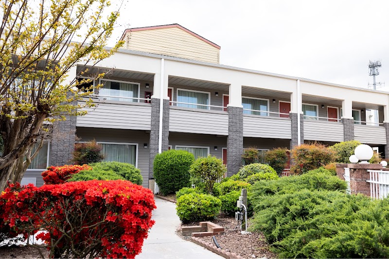 Magnuson Hotel on the Lake in South Hill, Virginia, United States