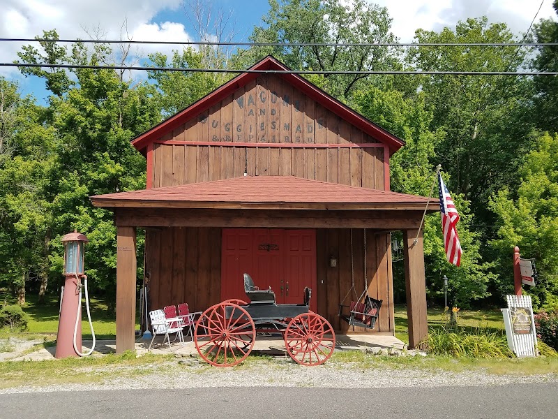 Maple Leaf Inn in Geneseo, Illinois, United States
