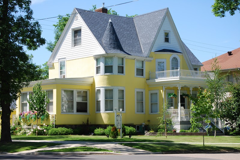 Mitchell-Tappan House in Hibbing, Minnesota, United States