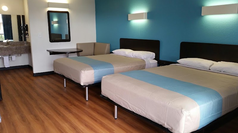 Motel 6 Beeville in Beeville, Texas, United States