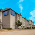 Motel 6 Burleson, TX
