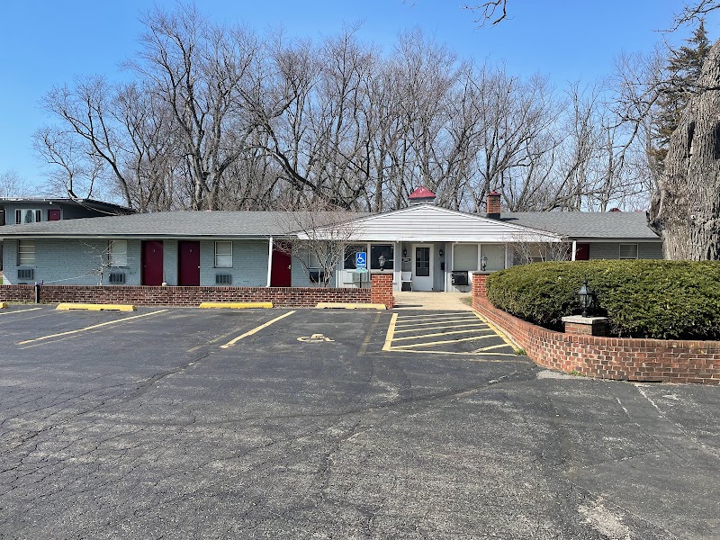 Motel 6 Crystal Lake, IL in Algonquin, Illinois, United States