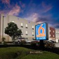 Motel 6 Texas City, TX – I-45 South