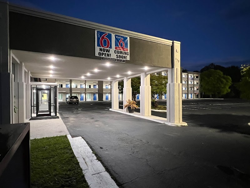 Motel 6 West Columbia in Oak Grove, South Carolina, United States