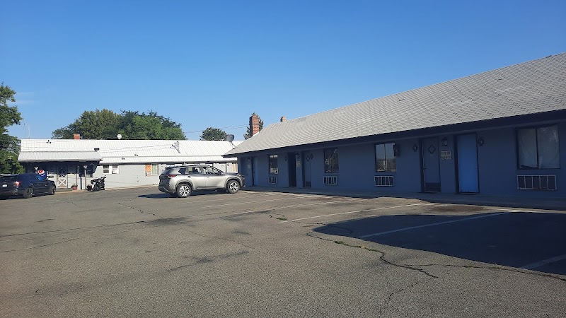 Motel Nicholas in Omak, Washington, United States