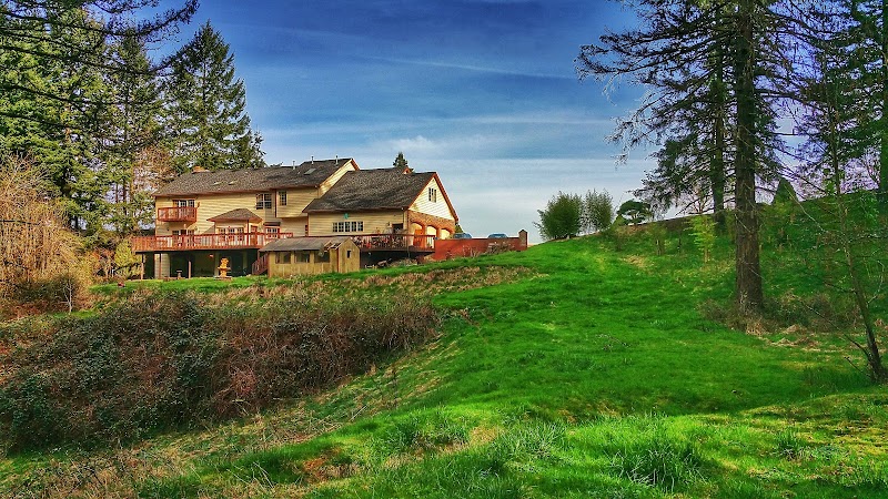 Mount Scott Manor in Happy Valley, Oregon, United States