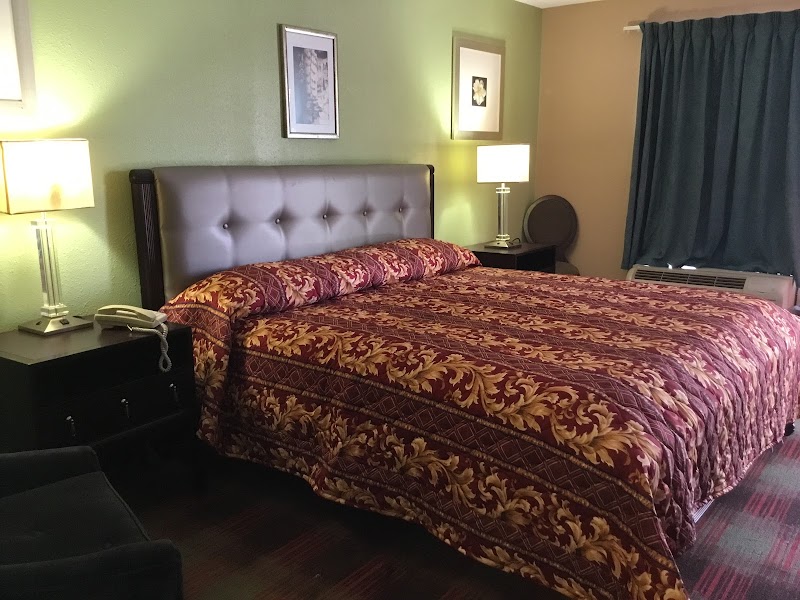 New Valdosta Inn & Suites in Valdosta, Georgia, United States