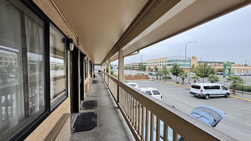 Niwas Inn in Fife, Washington, United States