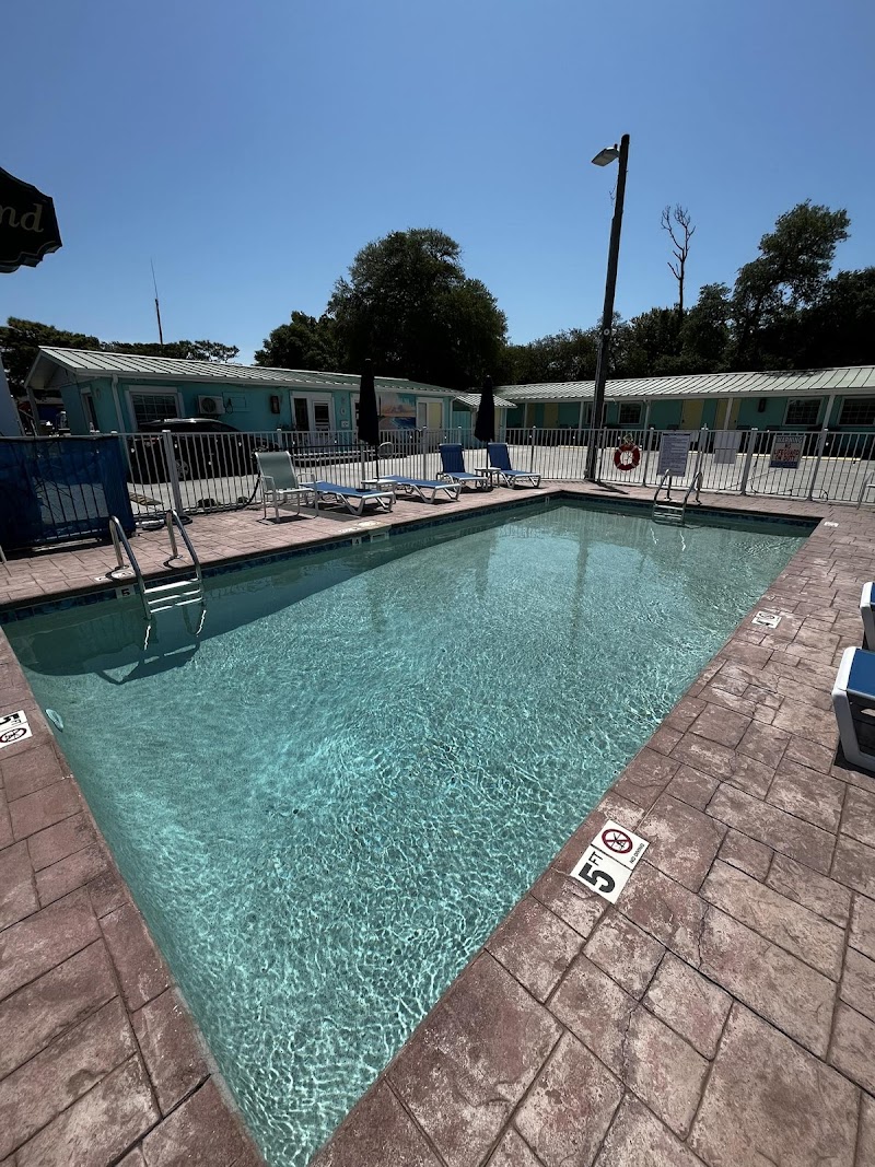 Oak Island Inn in Oak Island, North Carolina, United States