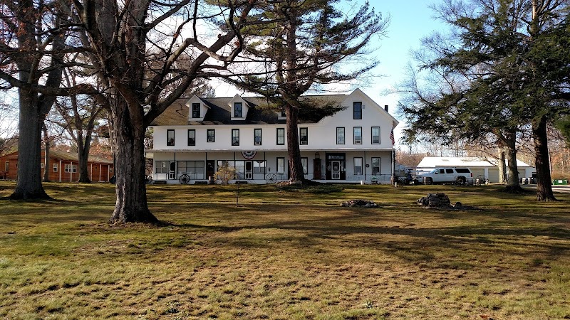 Old Mission Inn in Traverse City, Michigan, United States