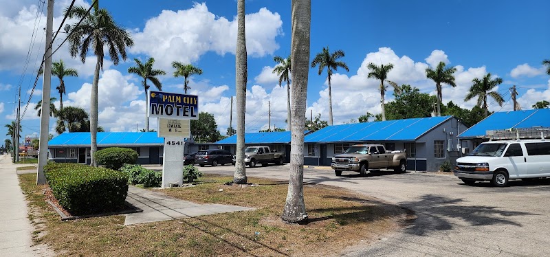 Palm City Motel in Tice, Florida, United States
