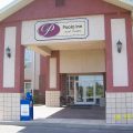 Paola Inn and Suites