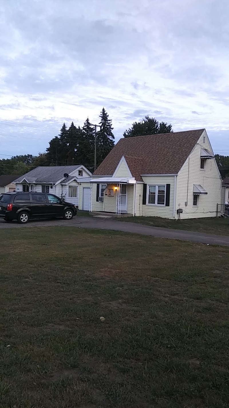 Paradise Motel in Westland, Michigan, United States