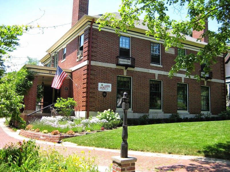 Peaches Bed & Breakfast in Grand Rapids, Michigan, United States