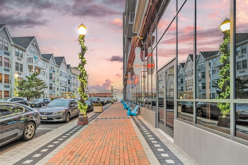 Pier Village Hotel in Long Branch, New Jersey, United States