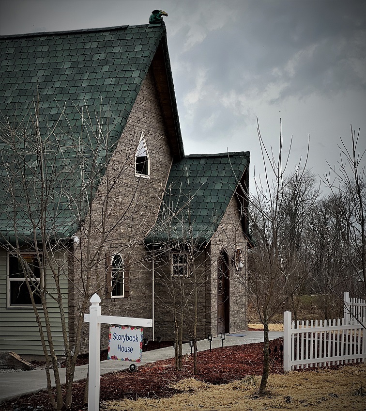 Pleasant Grove Inn in Linton, Indiana, United States