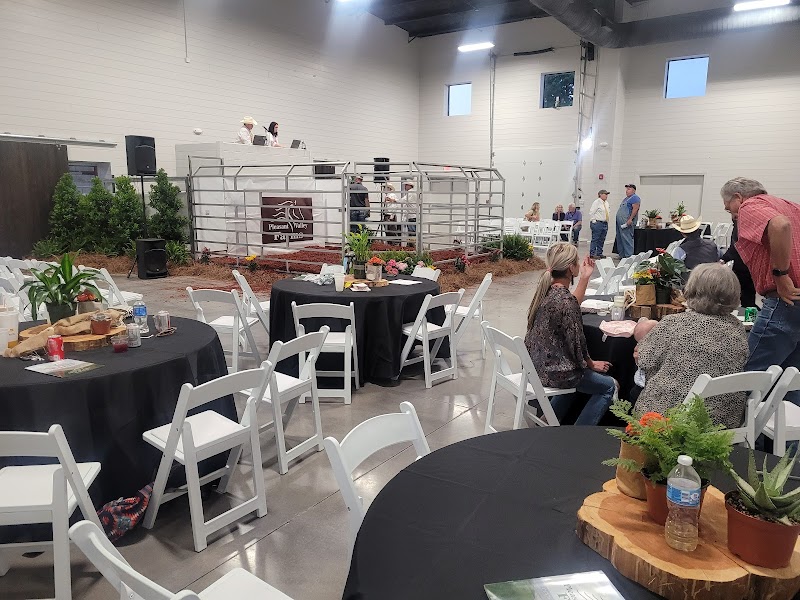 Pleasant Valley Farm Retreat in Columbia, Tennessee, United States