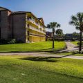 Quality Inn & Suites Golf Resort