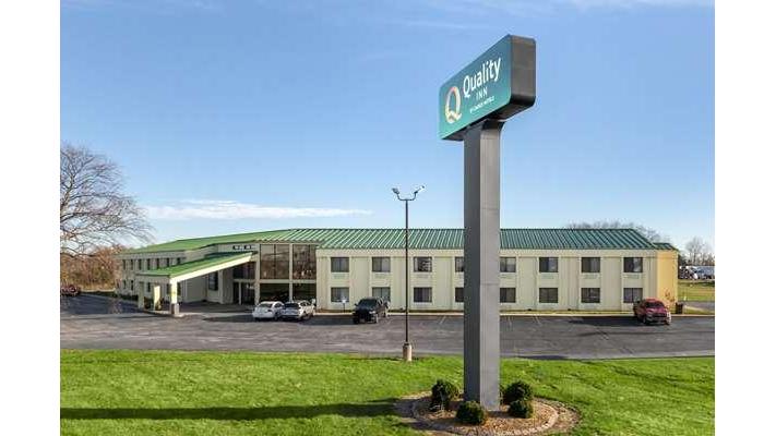 Quality Inn & Suites High Ridge in High Ridge, Missouri, United States
